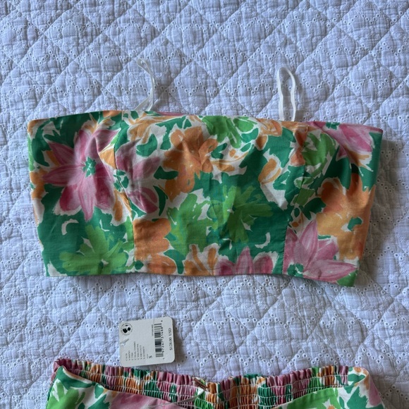 Free People Set - Picture 4 of 4